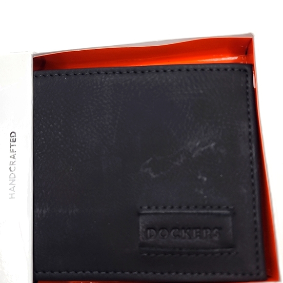 DOCKERS HANDCRAFTED MENS BLACK WALLET - Picture 2 of 10
